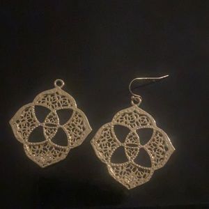 Gold Kendra Scott earrings